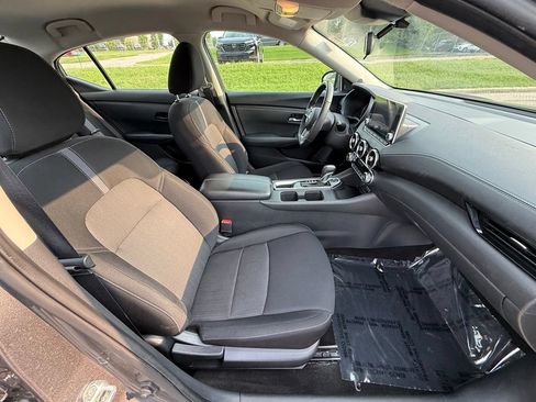 Used 2024 Nissan Sentra SV w/ All-Weather Package FWD image 39