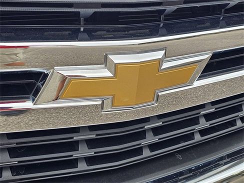 Used 2019 Chevrolet Silverado 1500 LT w/ All-Star Edition image 16