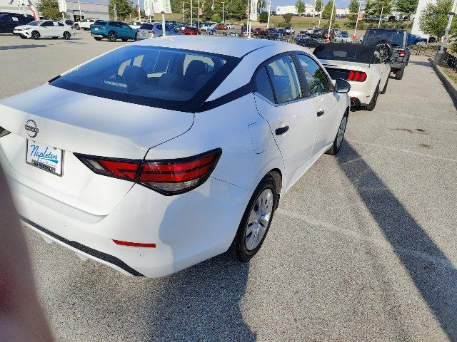 Used 2025 Nissan Sentra S FWD image 8