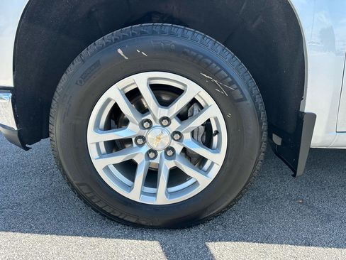 Used 2019 Chevrolet Silverado 1500 LT w/ All-Star Edition AWD/4WD image 15