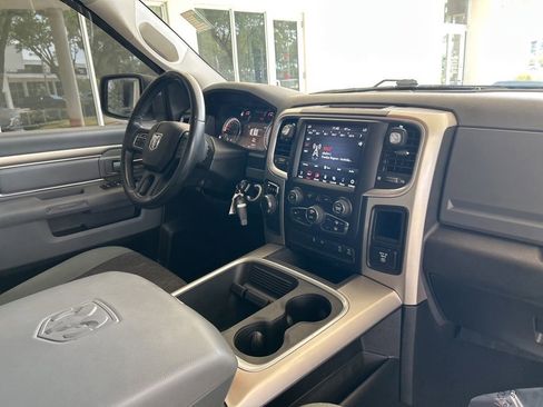 Used 2019 RAM 1500 Big Horn RWD image 24