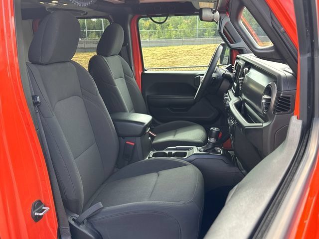 Used 2023 Jeep Wrangler Unlimited Sport AWD/4WD image 25