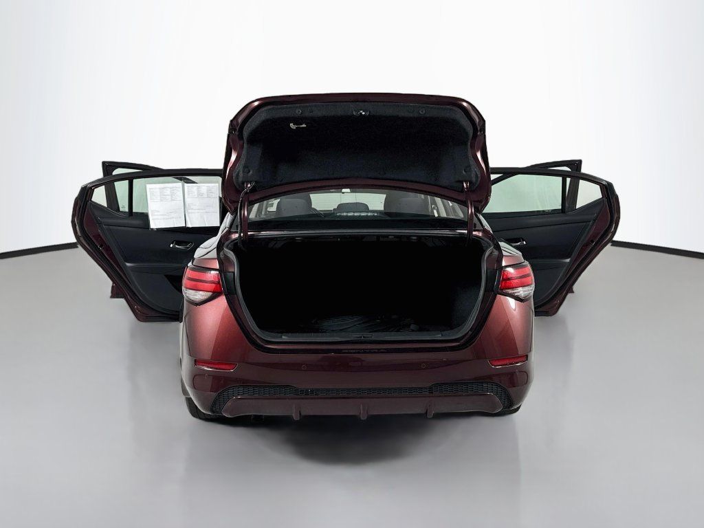 Used 2020 Nissan Sentra SV FWD image 22