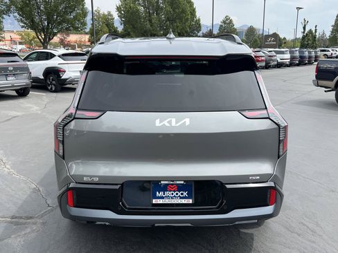 Used 2025 Kia EV9 GT-Line AWD/4WD image 9