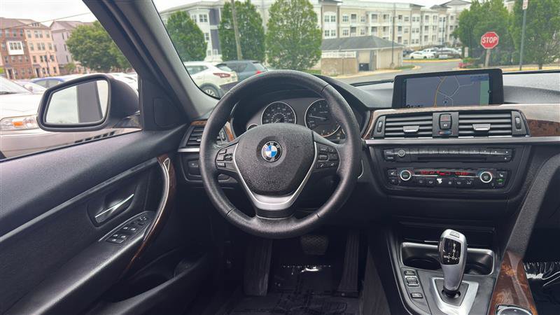 Used 2014 BMW 328i xDrive Sedan AWD/4WD image 26