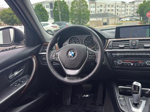 Used 2014 BMW 328i xDrive Sedan AWD/4WD image 26