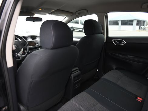 Used 2015 Nissan Sentra SV image 14