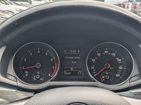 Used 2017 Volkswagen Passat 1.8T SE FWD image 18