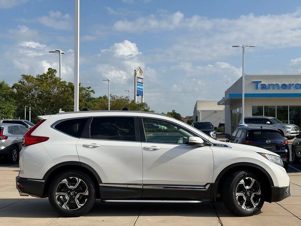 Used 2019 Honda CR-V Touring image 4