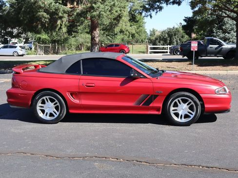 Used 1997 Ford Mustang GT RWD image 3