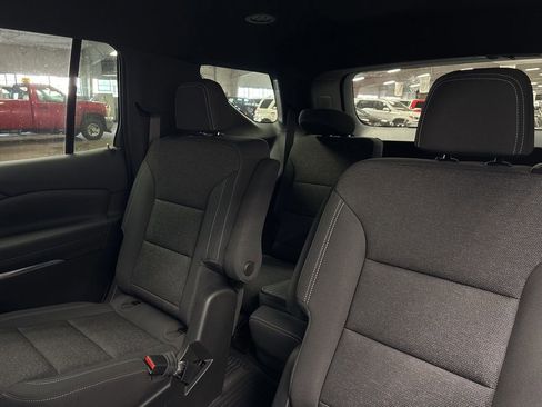 New 2026 Chevrolet Traverse LT w/ LPO, Floor Liner Package image 19