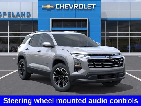 New 2026 Chevrolet Equinox LT w/ Convenience Package II AWD/4WD image 8