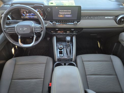 Certified 2024 Chevrolet Colorado ZR2 w/ ZR2 Convenience Package III image 27