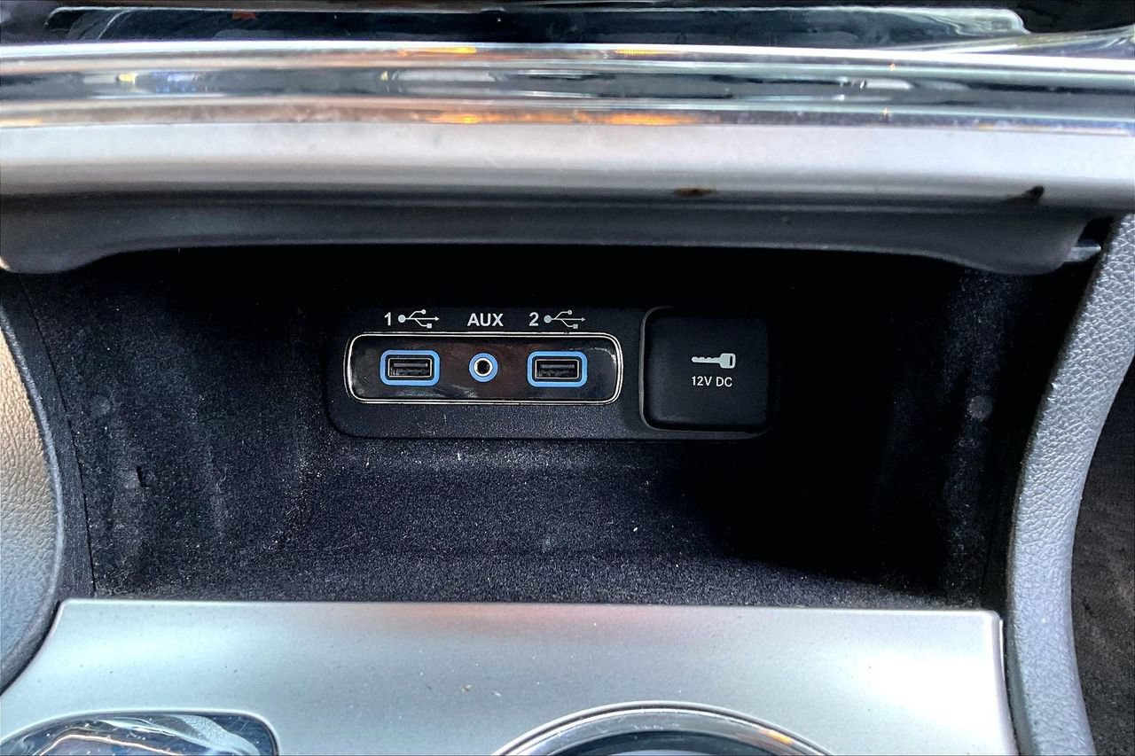 Used 2019 Jeep Grand Cherokee Altitude AWD/4WD image 25