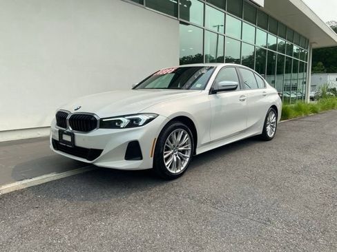 Used 2023 BMW 330i xDrive Sedan w/ Premium Package AWD/4WD image 3