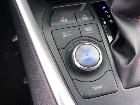 Used 2023 Toyota RAV4 XSE w/ Weather Package image 29