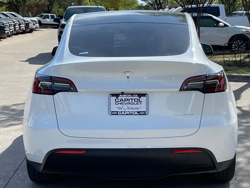 Used 2023 Tesla Model Y Long Range image 5