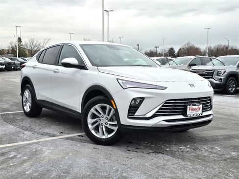 New 2026 Buick Envista Preferred image 2