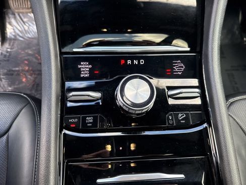 Certified 2023 Jeep Grand Cherokee L Overland w/ Rear Seat Video Group I image 15