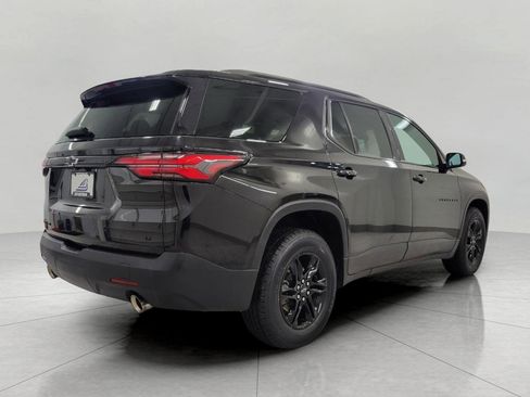 Used 2023 Chevrolet Traverse LT w/ Midnight/Sport Edition image 19