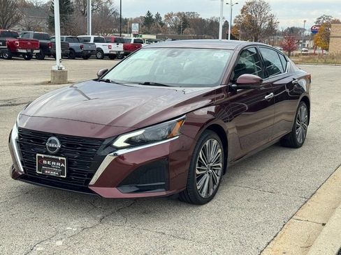 Used 2023 Nissan Altima 2.5 SL image 8
