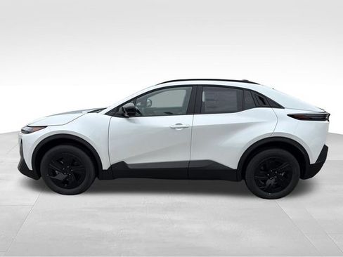 New 2026 Subaru Uncharted AWD image 4
