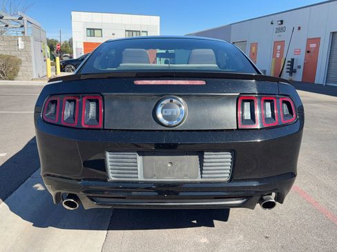 Used 2013 Ford Mustang GT image 5