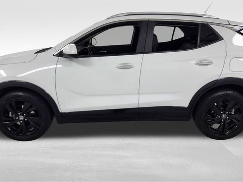 Used 2024 Buick Encore GX Sport Touring FWD image 6