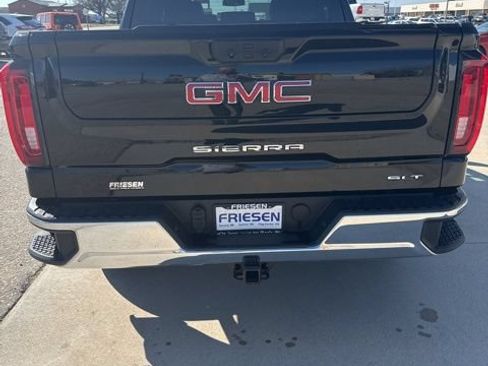 Used 2025 GMC Sierra 1500 SLT AWD/4WD image 7