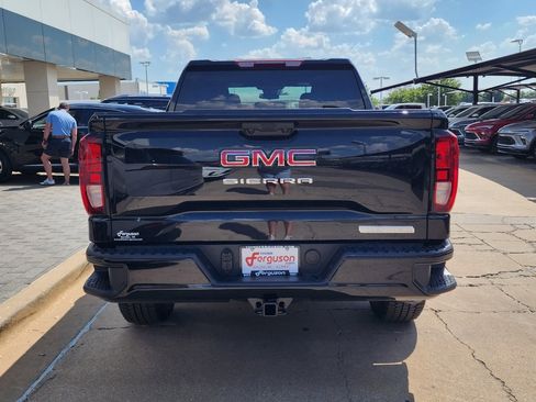 New 2026 GMC Sierra 1500 Elevation image 5