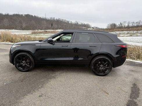 Used 2020 Land Rover Range Rover Velar S image 2