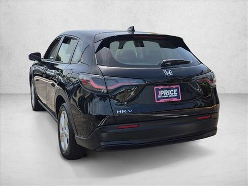 Certified 2023 Honda HR-V LX image 7