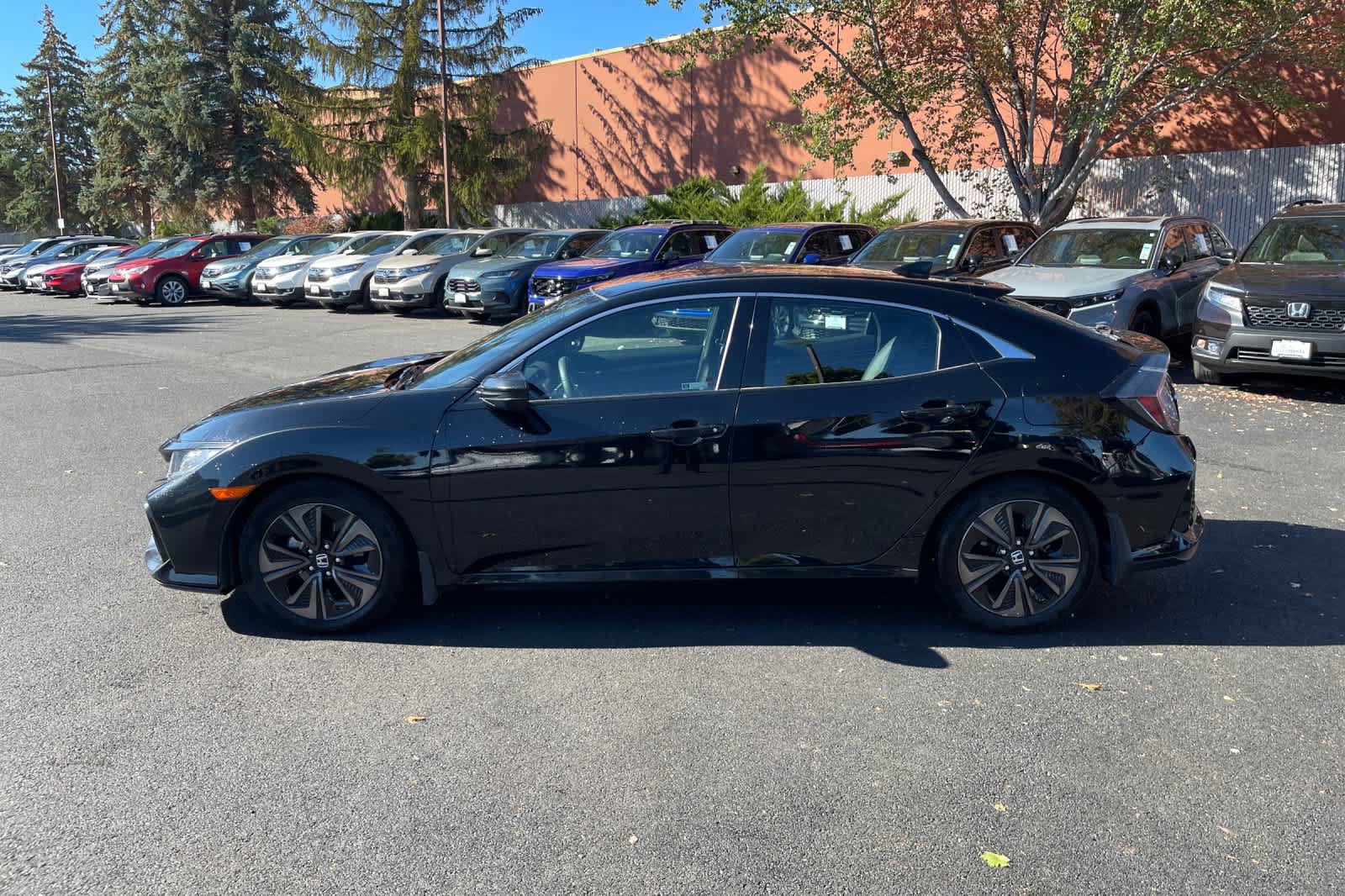 Used 2018 Honda Civic EX image 2