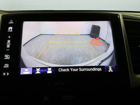 Used 2017 Honda Pilot Elite image 14