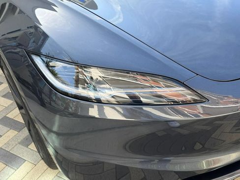 Used 2024 Tesla Model 3 Long Range RWD image 38
