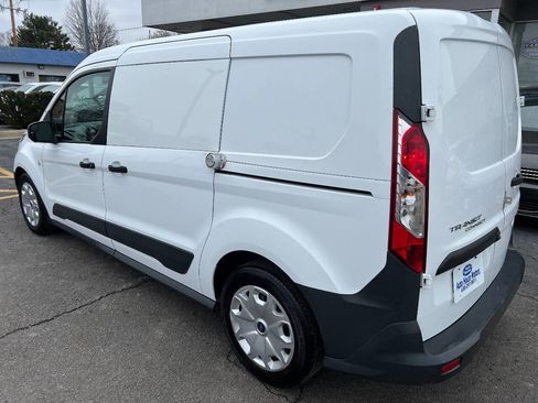 Used 2016 Ford Transit Connect XL image 12