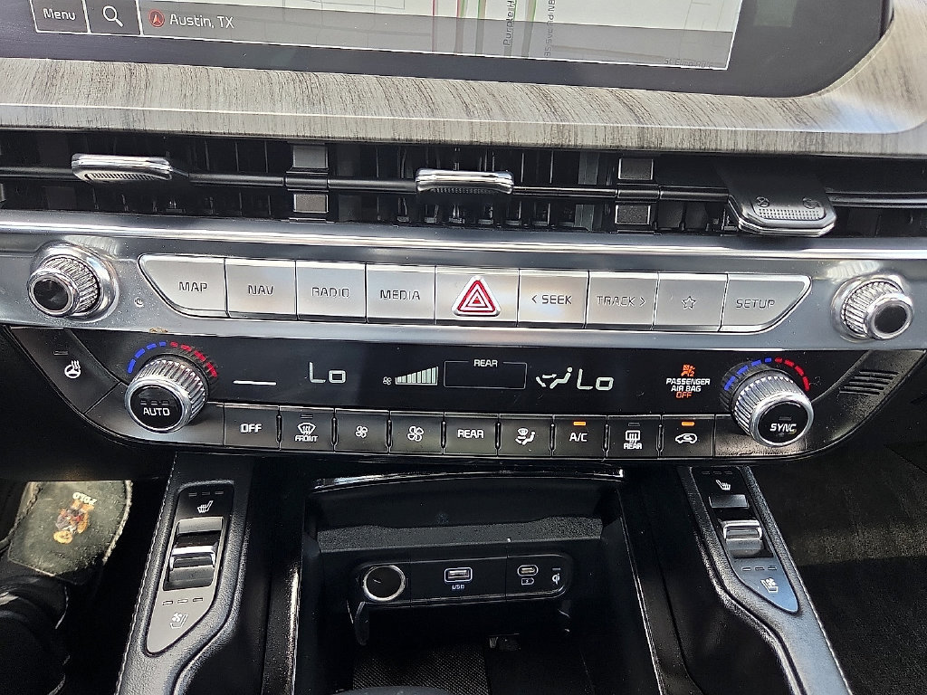 Used 2024 Kia Telluride SX Prestige AWD/4WD image 19