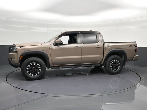 Used 2022 Nissan Frontier Pro-X RWD image 7