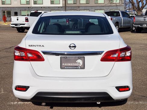Used 2019 Nissan Sentra S FWD image 10