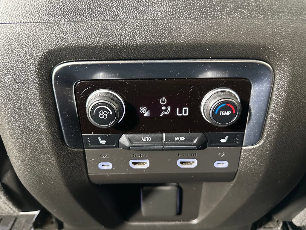 Used 2022 Chevrolet Tahoe High Country AWD/4WD image 26