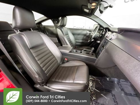 Used 2007 Ford Mustang GT Premium RWD image 17