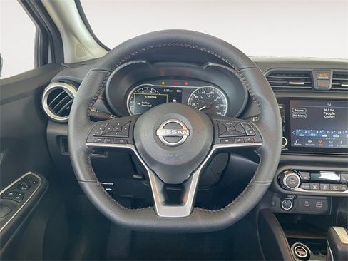 New 2025 Nissan Versa SR w/ Trunk Package image 12