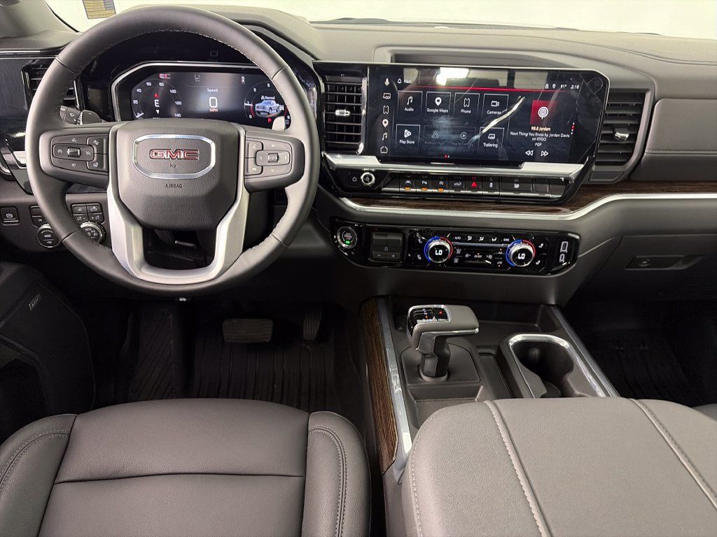 Used 2026 GMC Sierra 1500 Elevation w/ Elevation Premium Package AWD/4WD image 14