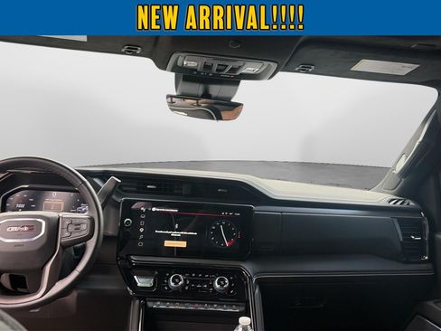 Used 2025 GMC Sierra 2500 AT4X AWD/4WD image 30