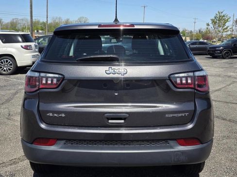 Used 2020 Jeep Compass Sport AWD/4WD image 13