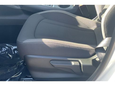 Certified 2025 Subaru Crosstrek 2.0i Premium image 13