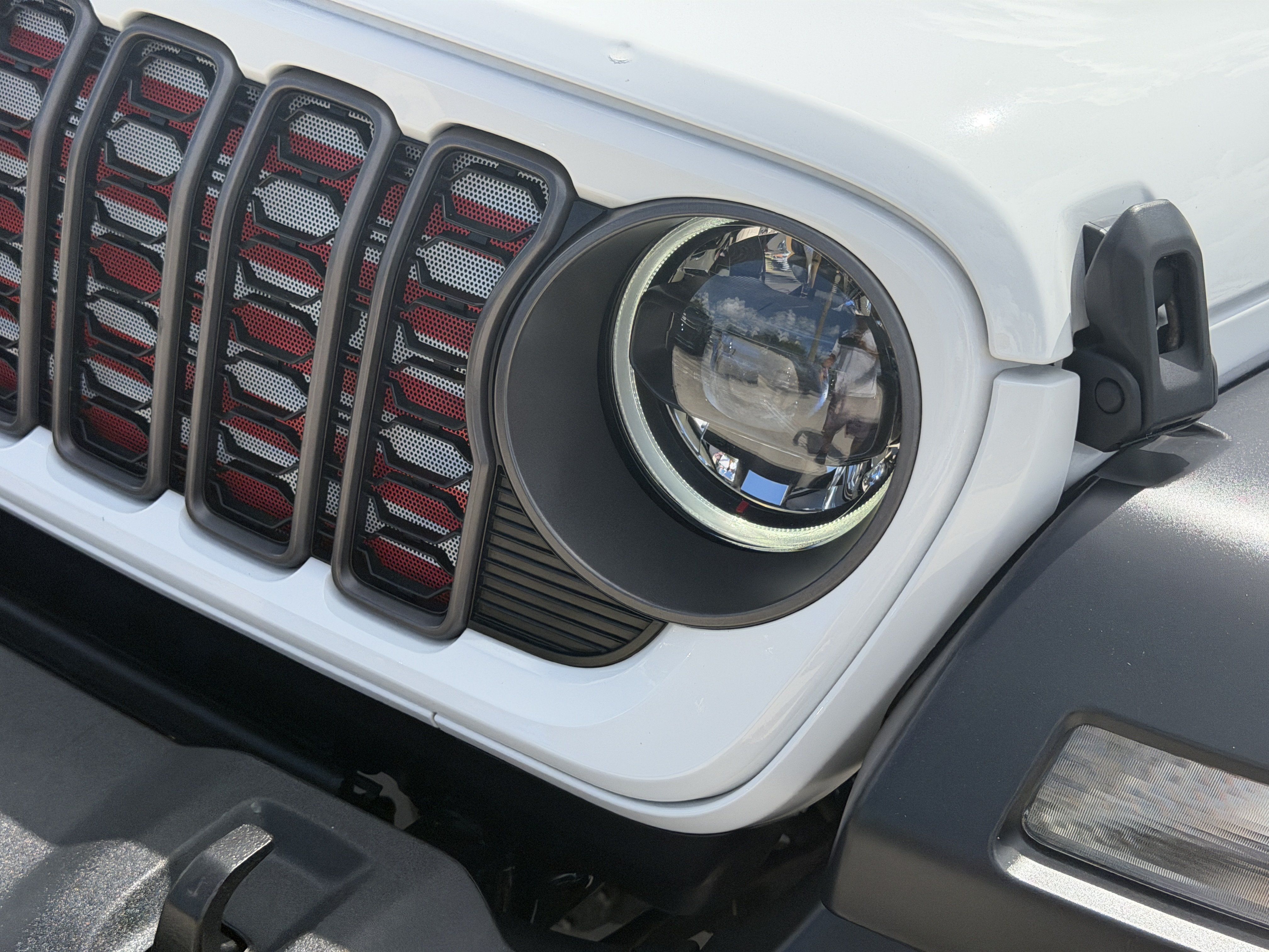Used 2024 Jeep Wrangler Sport AWD/4WD image 10