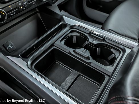 Used 2024 Ford F250 XLT image 38