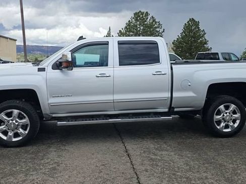 Used 2019 Chevrolet Silverado 2500 LTZ w/ Duramax Plus Package AWD/4WD image 6