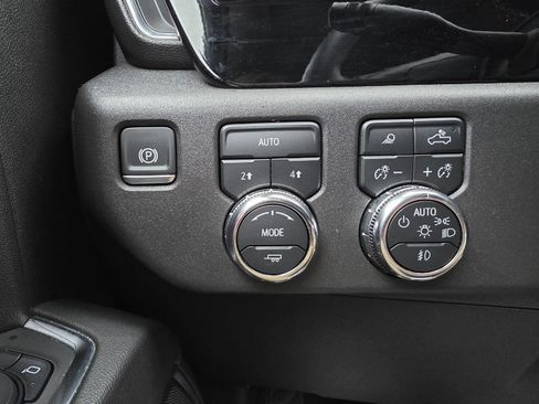 Used 2024 GMC Sierra 1500 SLT image 20